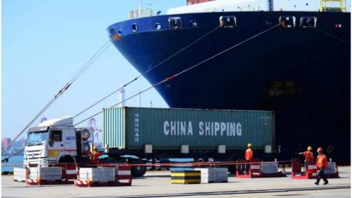 Xuất khẩu của Trung Quốc bất ngờ giảm trong tháng 10, thiếu kỳ vọng tăng trưởng
