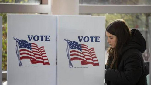 Bầu cử giữa kỳ Mỹ: Lãnh đạo Đa số Thượng viện thắng cử ở New York