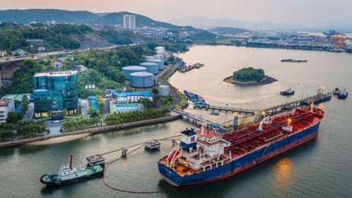 Quảng Ninh tăng gần 160% lượng xăng dầu nhập khẩu