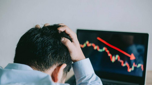 Áp lực giải chấp 'đè nặng' chứng khoán Việt