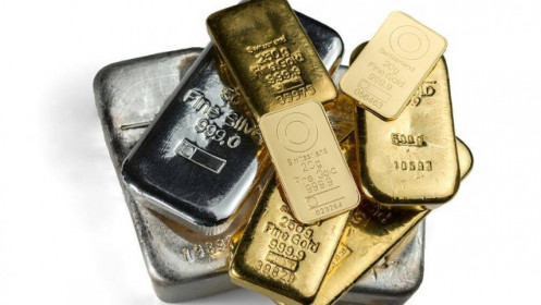 Năm 2023, giá vàng và bạc sẽ rớt mạnh?