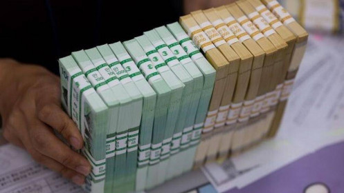 Đồng tiền giảm mạnh nhất trở thành đồng tăng mạnh nhất châu Á
