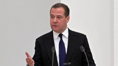 Ông Medvedev: 'Mỹ - EU sẽ ly dị'