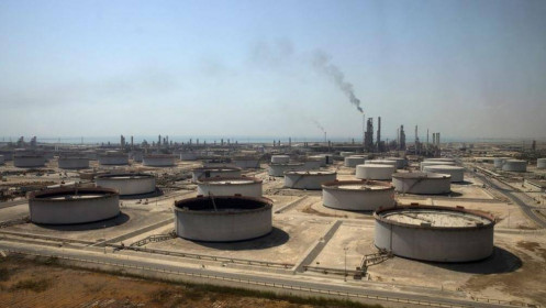 OPEC+ có thể tiếp tục giảm sản xuất dầu