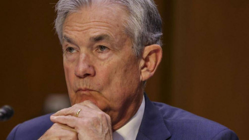 Chủ tịch Fed cho biết tăng lãi suất chậm hơn có thể diễn ra ngay tháng 12