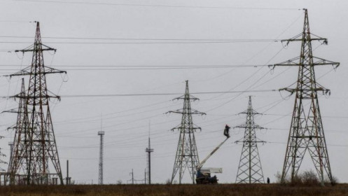 Ukraine cáo buộc Nga pháo kích gây mất điện ở Kherson