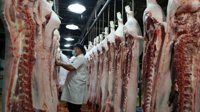 Giá thịt lợn dịp Tết Quý Mão 2023 sẽ biến động ra sao?