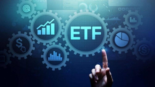 Không riêng ETF, quỹ chủ động cũng mạnh tay gom cổ phiếu, mua ròng nhiều nhất 3 năm