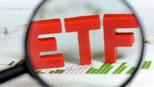 2 quỹ ETF đang "gom" mạnh cổ phiếu nào?