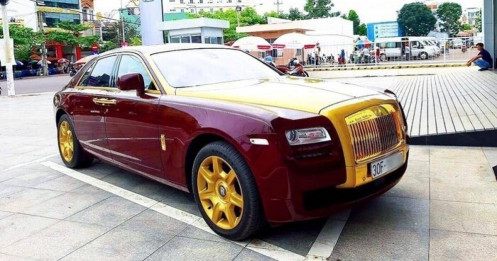 Xe Rolls-Royce Ghost mạ vàng của ông Trịnh Văn Quyết hạ giá lần 5 tìm khách mua