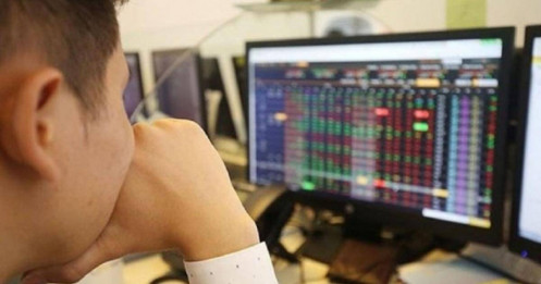 Thanh khoản thấp, VN-Index có xu hướng đi ngang