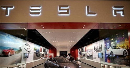 Giới bán khống lời 17 tỷ USD nhờ cổ phiếu Tesla