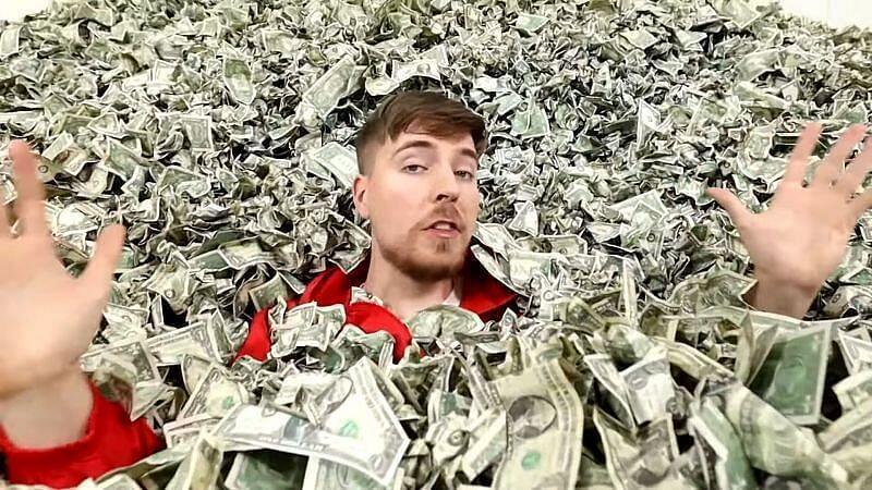 YouTuber giàu nhất thế giới kiếm bộn tiền, chuẩn bị xác lập kỷ lục mới