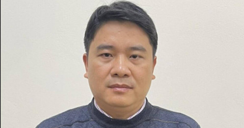 Vụ "chuyến bay giải cứu": Vì sao Phó Chủ tịch UBND tỉnh Quảng Nam Trần Văn Tân bị bắt?