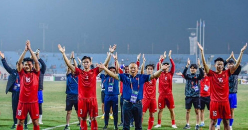 Vé trận chung kết Việt Nam - Thái Lan: Giá vé tăng chóng mặt, phe vé hét giá gấp 5 lần