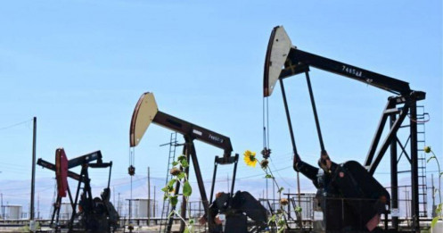 Các đại gia dầu mỏ lãi gần 200 tỷ USD năm ngoái