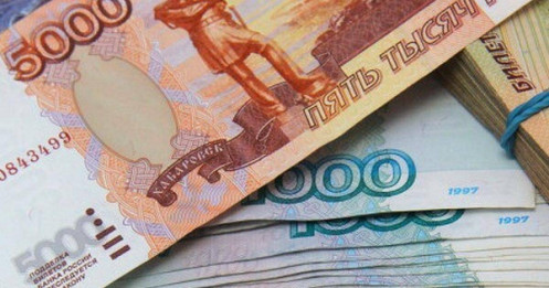 Ruble Nga xuống thấp nhất 10 tháng so với USD