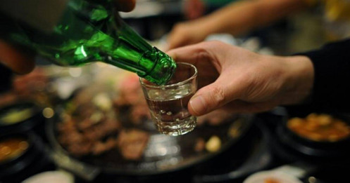 Đề xuất tăng thuế tiêu thụ đặc biệt với rượu, bia, thuốc lá có hợp lý?