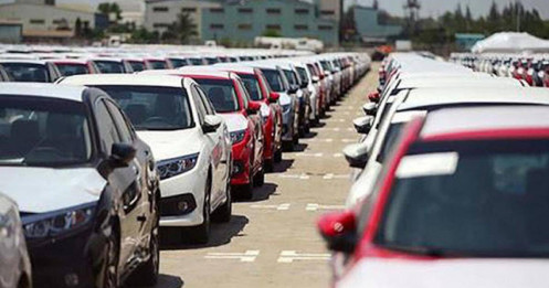 Giá bán xe tại Việt Nam cao hơn gần 2 lần so với Thái Lan, Indonesia?