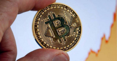 Giá Bitcoin tiến sát ngưỡng 25.000 USD
