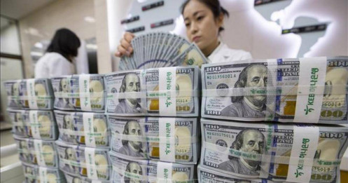 Sohu: Nga và Trung Quốc thúc đẩy mô hình ba bước thách thức vị thế của đồng USD