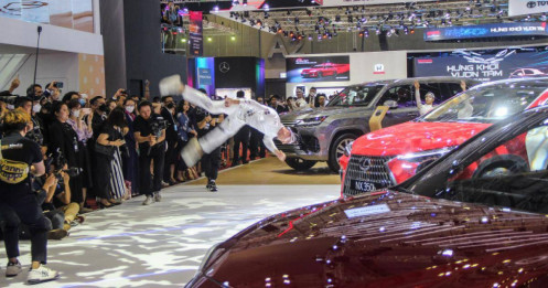 Thị trường khó, các hãng ôtô bỏ triển lãm lớn nhất Việt Nam