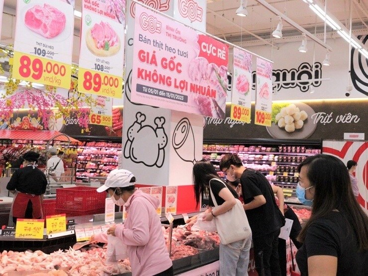 Bất ngờ: Giá thịt lợn ở siêu thị rẻ hơn ngoài chợ