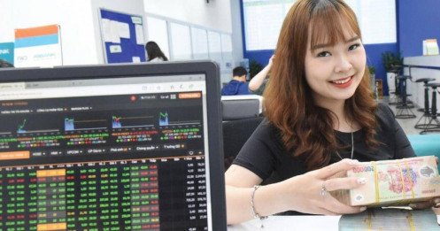 Nội - ngoại khó đồng pha “đánh lên”