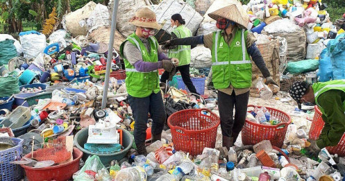 WB: Chi cho xử lý rác thải của Việt Nam thấp