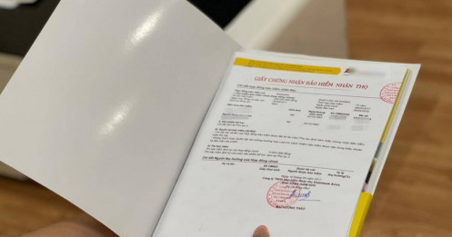 Mua bảo hiểm vì cả nể