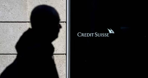 Các nhà đầu tư đặt câu hỏi về tương lai thị trường trái phiếu khi trái phiếu Credit Suisse bị xóa sổ