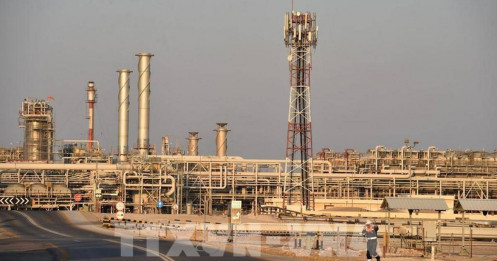 Saudi Arabia giảm giá bán dầu cho thị trường châu Á