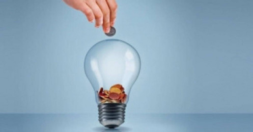 Giá điện tăng 3%, doanh nghiệp "đau đầu" tìm giải pháp bằng cách nào?