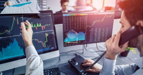 Khối ngoại bán mạnh cổ phiếu ngân hàng và chứng khoán