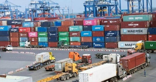 Xuất nhập khẩu tính đến nửa đầu tháng 5 mới cán mốc 230 tỷ USD