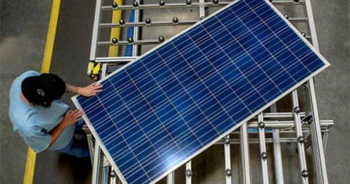 Pin mặt trời xuất Mỹ tiếp tục được miễn 3 loại thuế