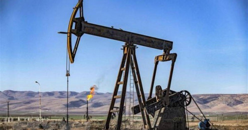 OPEC+ dự định thảo luận về việc cắt giảm thêm sản lượng dầu