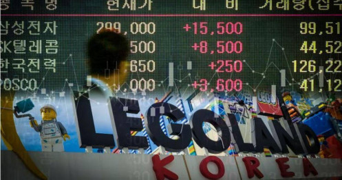 NĐT nước ngoài đẩy mạnh mua cổ phiếu, trái phiếu Hàn Quốc?