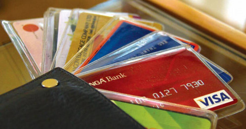 Mẹo tránh rủi ro mất tiền khi dùng thẻ tín dụng