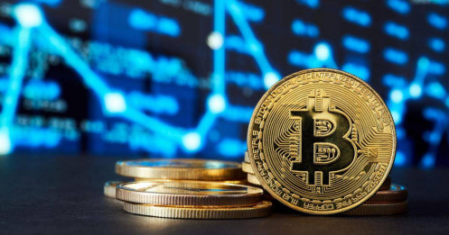 Giá Bitcoin đột ngột vọt lên 138.000 USD trên sàn Binance.US
