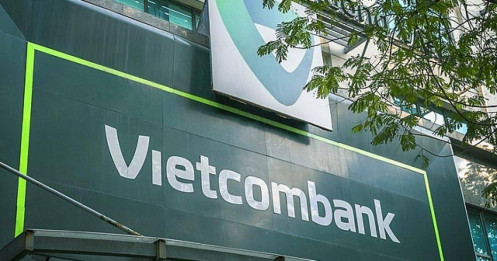 Vietcombank bất ngờ chuyển từ miễn phí sang thu phí
