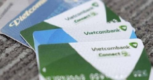 Vietcombank tăng loạt phí dịch vụ thẻ ATM, tín dụng