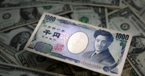 Đồng yen tiếp tục mất giá so với USD