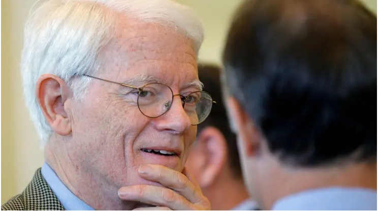 'Hối hận muộn màng': Huyền thoại Peter Lynch tiếc vì không đầu tư vào một cổ phiếu mà Warren Buffett yêu thích