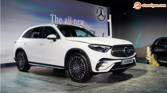 Mercedes-Benz GLC 2023 ra mắt: Tăng giá bán tại Việt Nam từ 2,299 tỷ đồng, giao xe tháng 7/2023