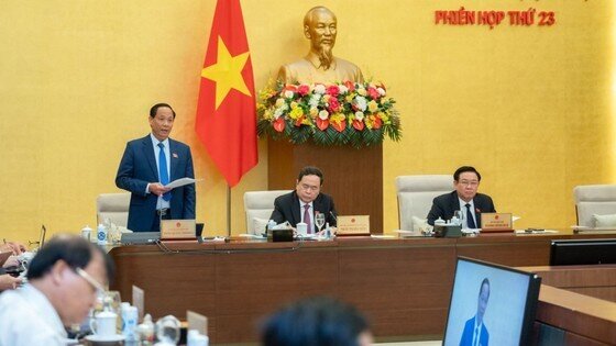 Phó Chủ tịch Quốc hội Trần Quang Phương: “Báo cáo tăng trưởng kinh tế vẫn nhiều màu hồng”