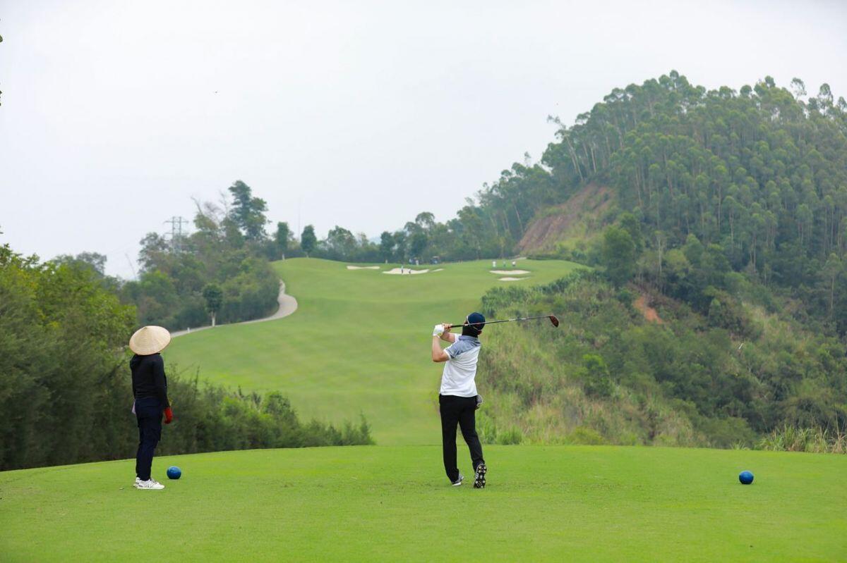 Golfer Dương Quốc Tuynh vô địch Hilltop Valley Open Championship 2023-MercedesTrophy