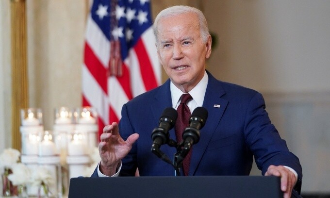 Ông Biden kêu gọi quốc hội thông qua thỏa thuận trần nợ