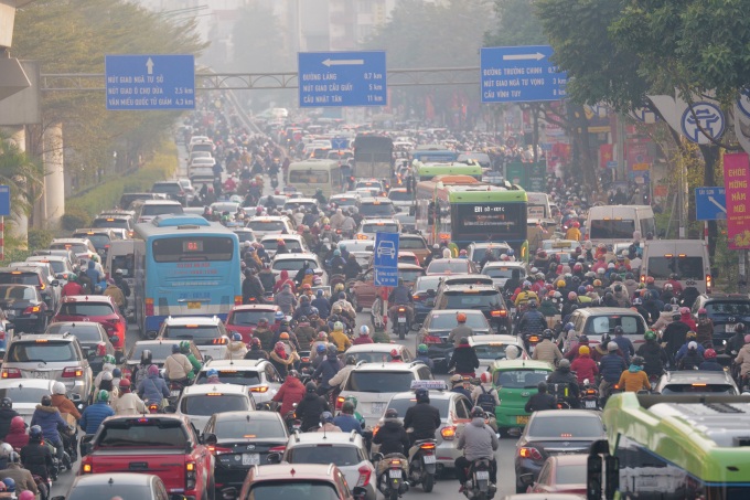 'Hà Nội, TP HCM còn tắc đường nếu nhà cao tầng vẫn mọc trong nội đô'