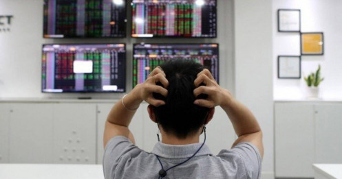 Cổ phiếu APEC Group giảm sâu trở lại, nhóm bắt đáy phiên 4/7 bắt đầu lo lắng